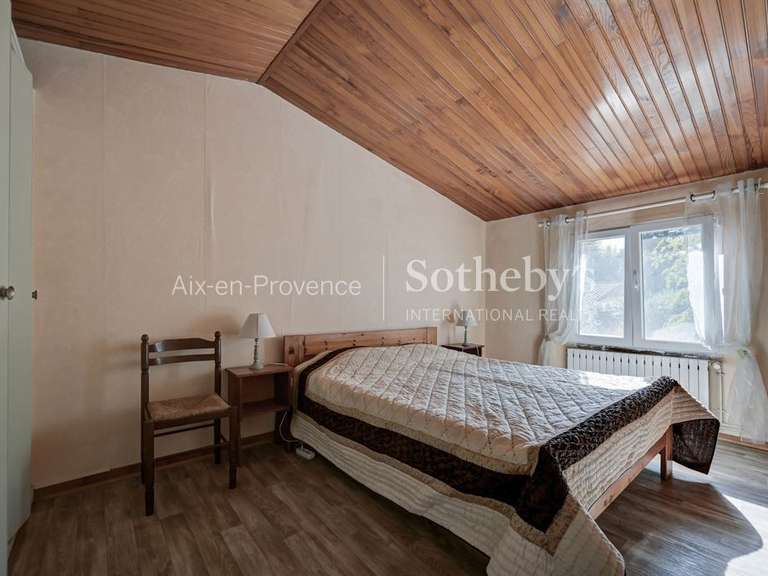 Maison Aix-en-Provence - 5 chambres - 220m²