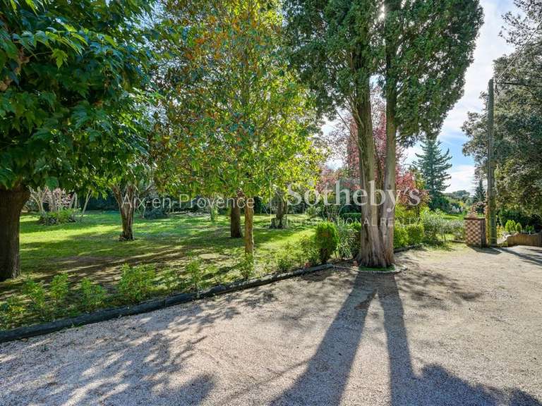 Maison Aix-en-Provence - 5 chambres - 220m²