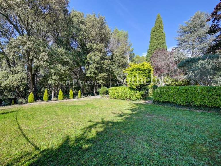 Maison Aix-en-Provence - 5 chambres - 220m²