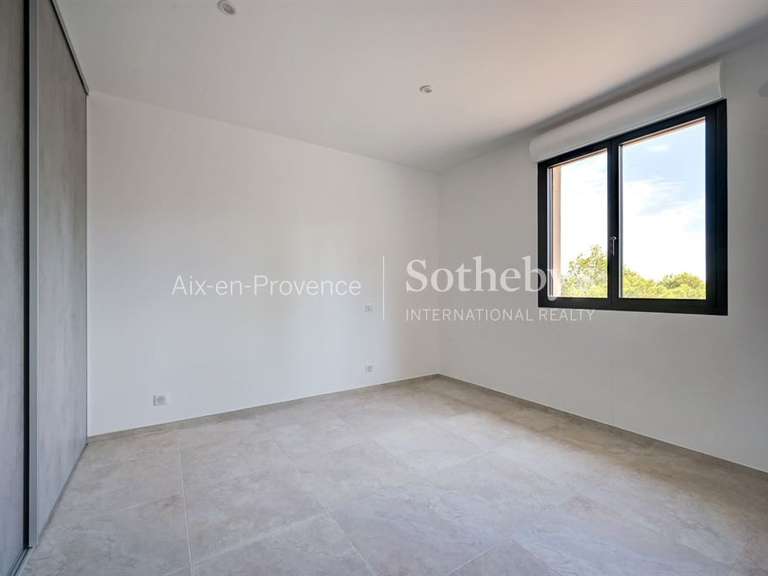 Maison Aix-en-Provence - 5 chambres - 244m²