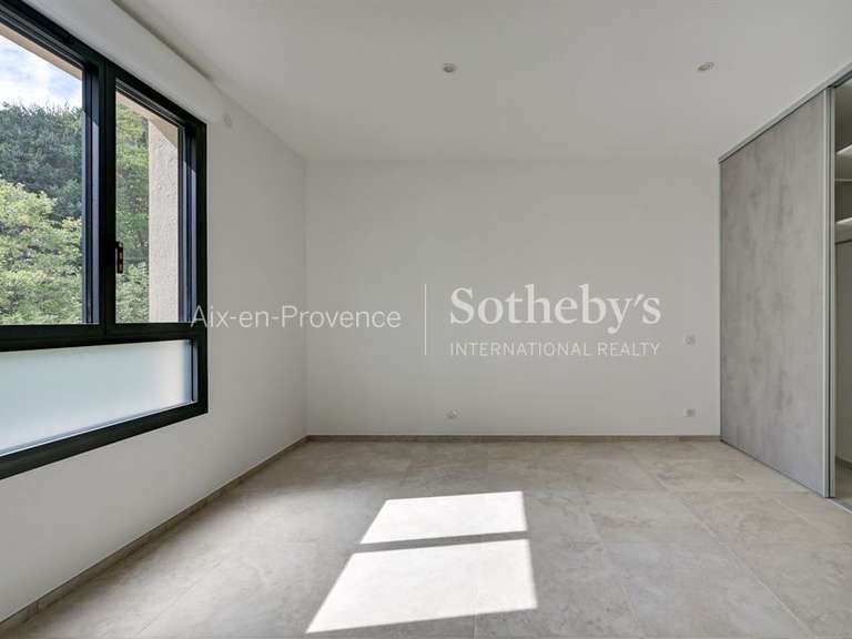 Maison Aix-en-Provence - 5 chambres - 244m²