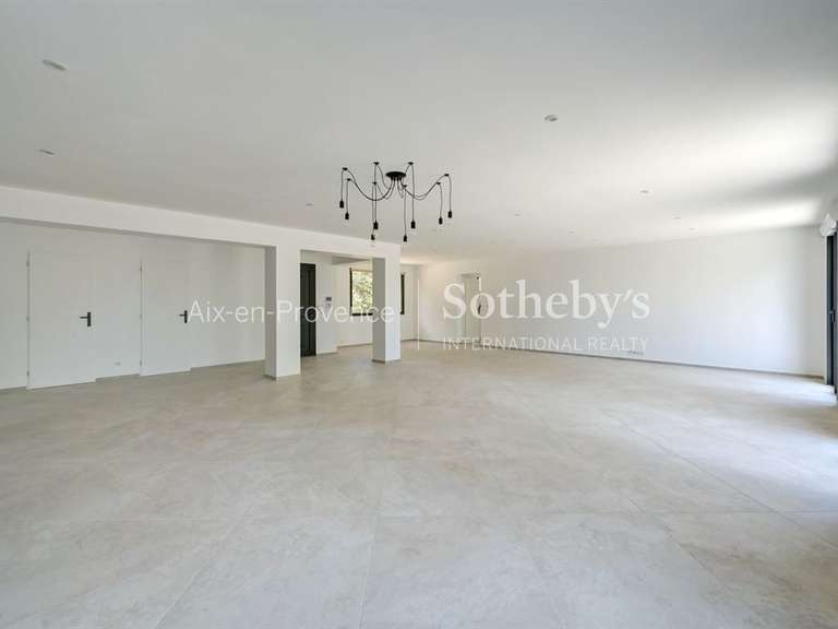 Maison Aix-en-Provence - 5 chambres - 244m²