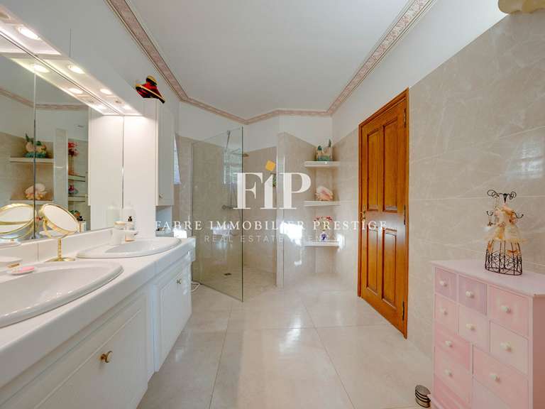 Maison Aix-en-Provence - 4 chambres - 230m²