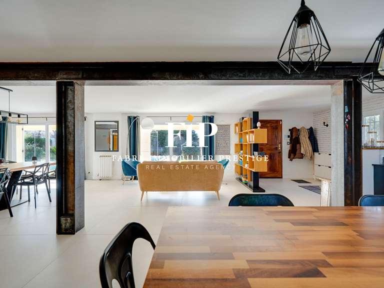 Maison Aix-en-Provence - 5 chambres - 200m²