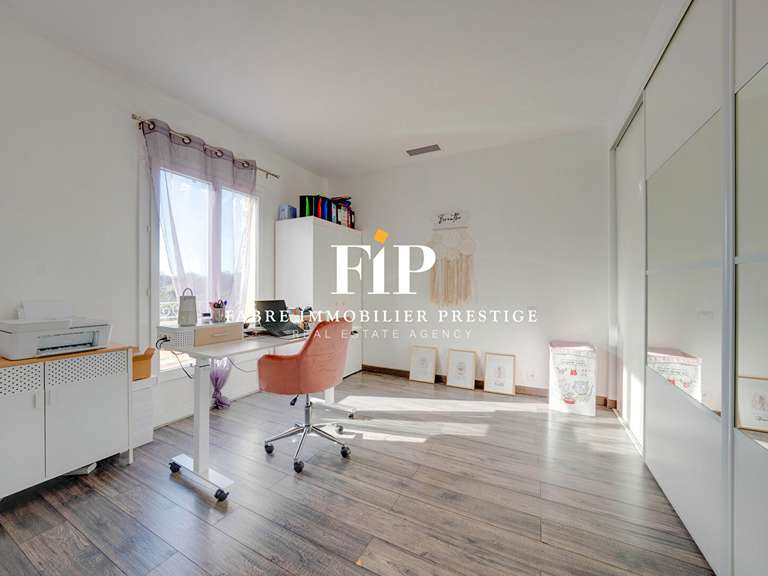 House Aix-en-Provence - 5 bedrooms - 200m²