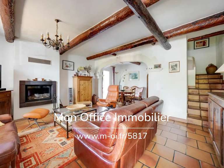 Maison Aix-en-Provence - 4 chambres - 128m²