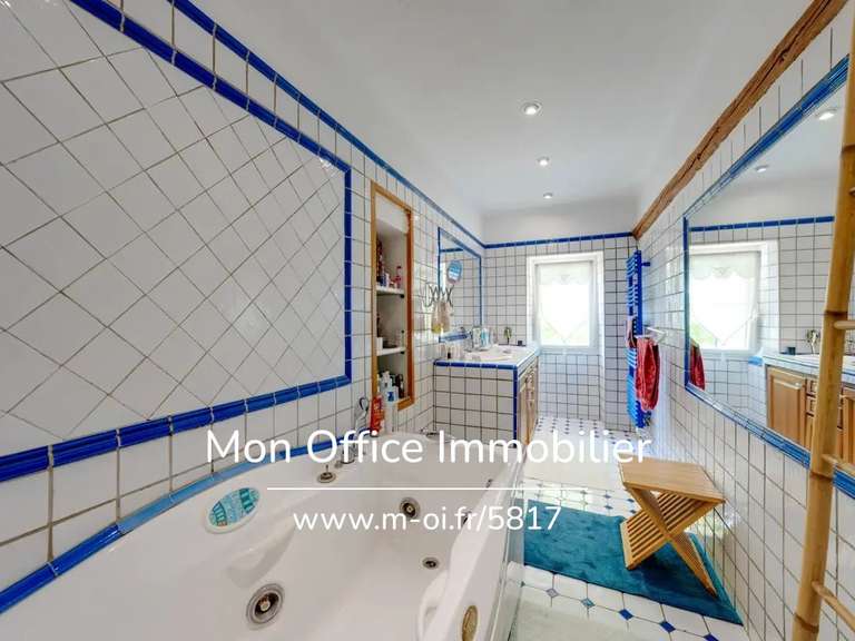 Maison Aix-en-Provence - 4 chambres - 128m²
