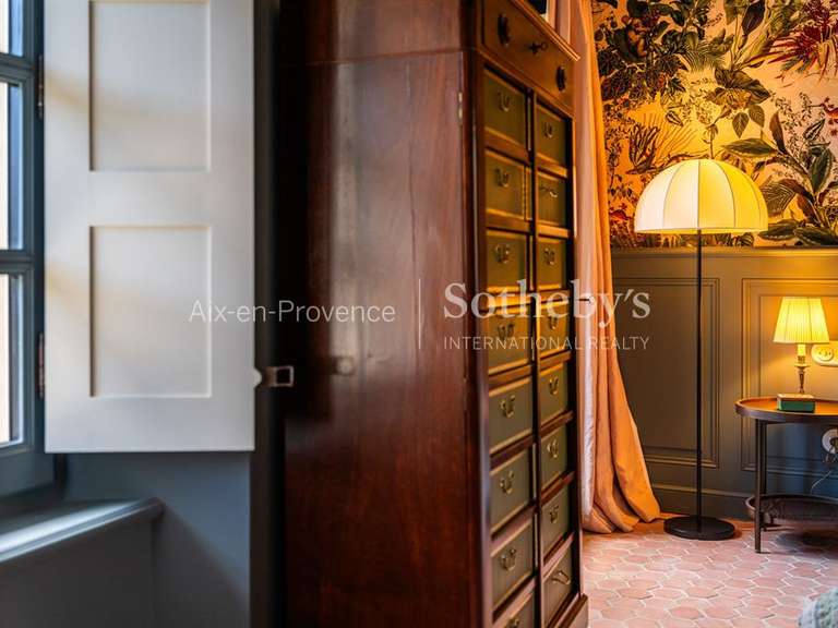 Maison Aix-en-Provence - 12 chambres - 1500m²