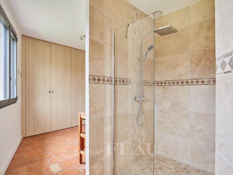 Maison Aix-en-Provence - 6 chambres - 221m²