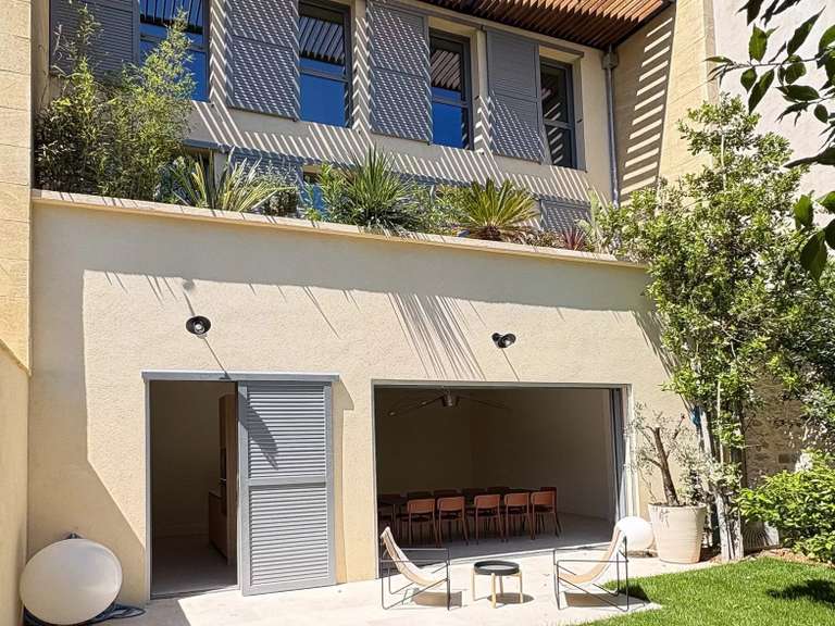 Maison Aix-en-Provence - 5 chambres - 230m²