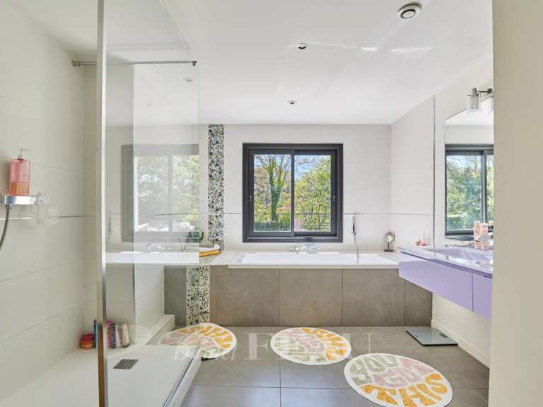 Maison Aix-en-Provence - 5 chambres - 215m²