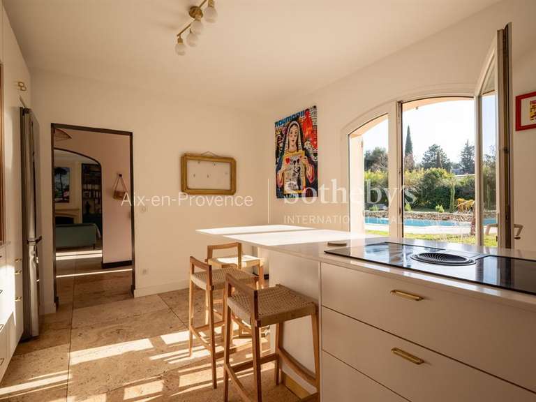 Maison Aix-en-Provence - 5 chambres - 200m²
