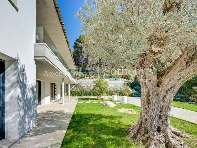 Maison Aix-en-Provence - 4 chambres - 301m²