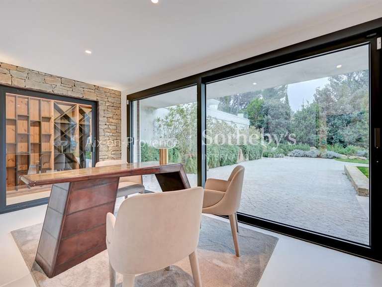 Maison Aix-en-Provence - 4 chambres - 301m²