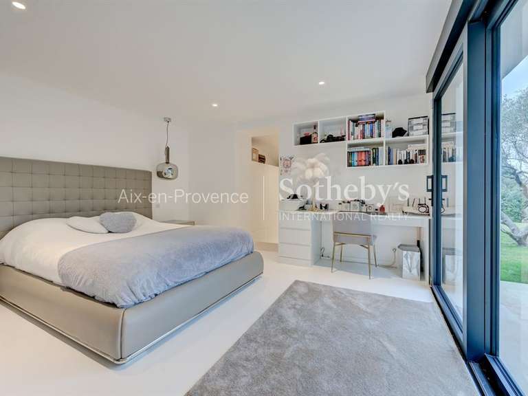 Maison Aix-en-Provence - 4 chambres - 301m²