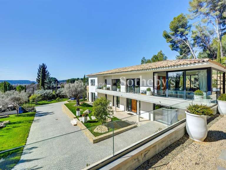Maison Aix-en-Provence - 4 chambres - 301m²