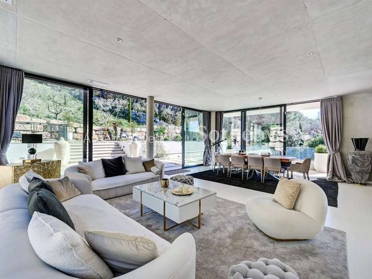 Maison Aix-en-Provence - 4 chambres - 301m²