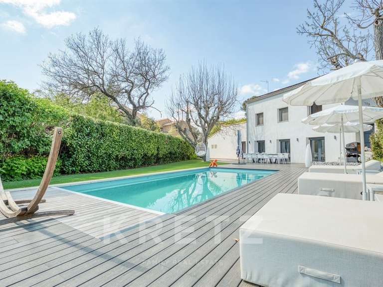 Maison Aix-en-Provence - 5 chambres - 150m²