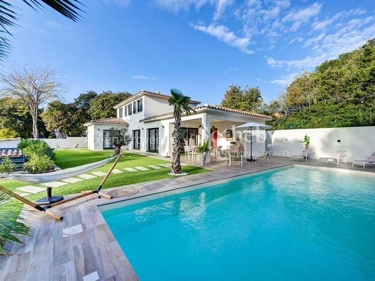 Maison Aix-en-Provence - 4 chambres - 160m²