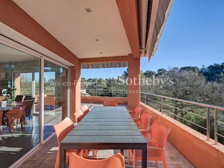Maison Aix-en-Provence - 4 chambres - 175m²