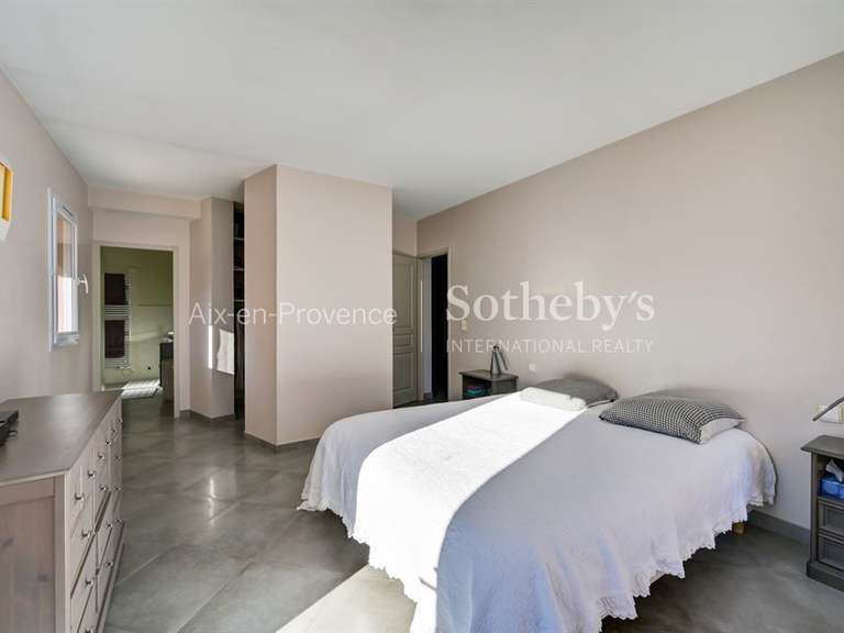 Maison Aix-en-Provence - 4 chambres - 175m²