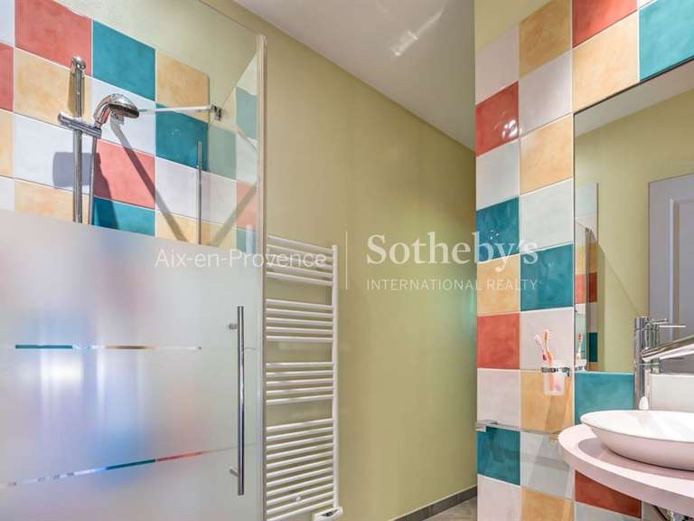 Maison Aix-en-Provence - 4 chambres - 175m²