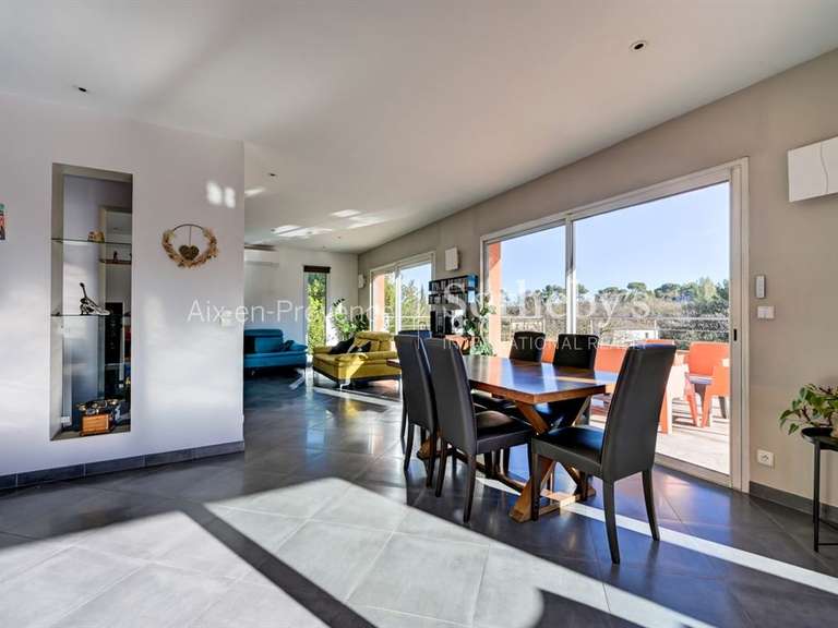 Maison Aix-en-Provence - 4 chambres - 175m²