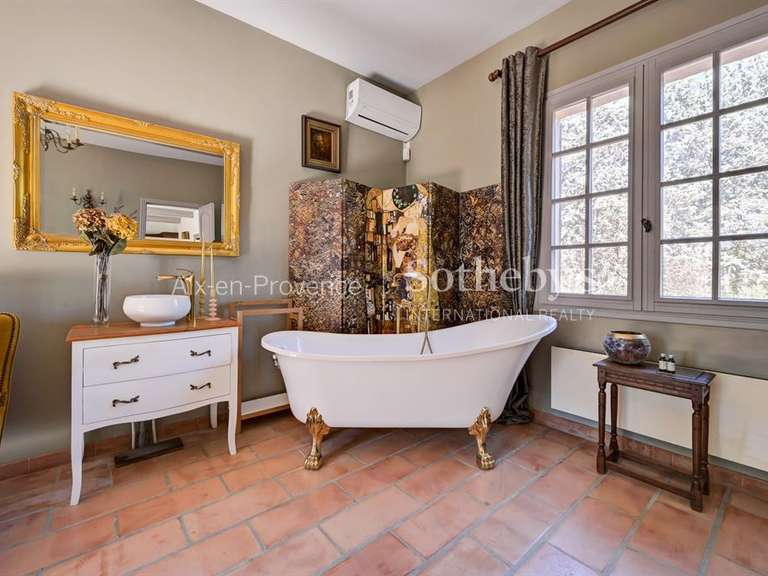 Maison Aix-en-Provence - 6 chambres - 305m²