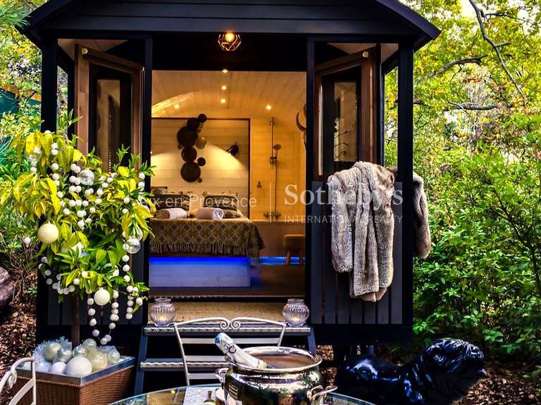 Maison Aix-en-Provence - 6 chambres - 305m²