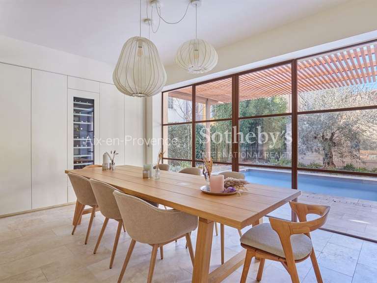 Maison Aix-en-Provence - 5 chambres - 240m²