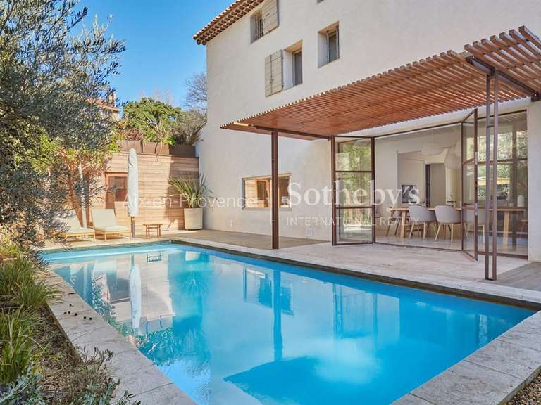Maison Aix-en-Provence - 5 chambres - 240m²