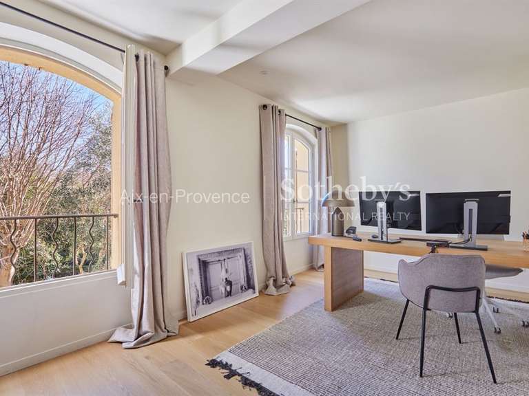 Maison Aix-en-Provence - 5 chambres - 240m²