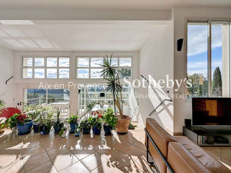 Maison Aix-en-Provence - 3 chambres - 200m²