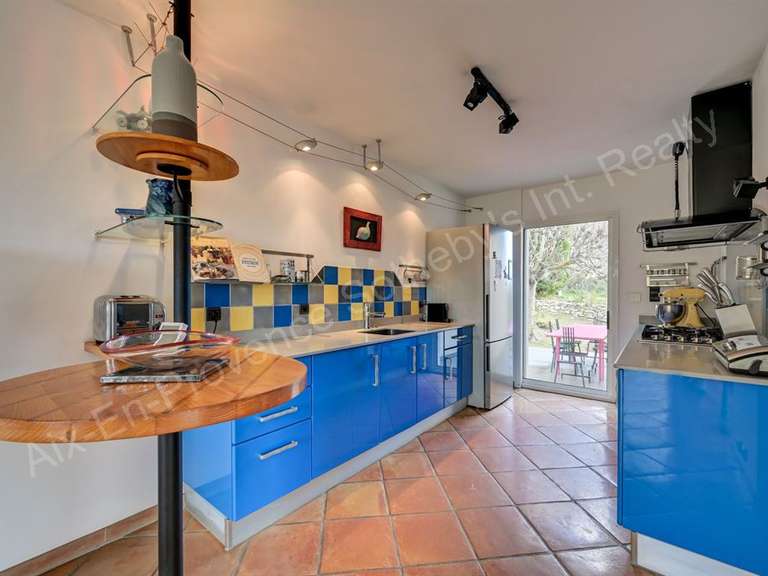 Maison Aix-en-Provence - 3 chambres - 200m²