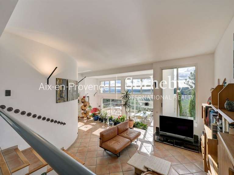 Maison Aix-en-Provence - 3 chambres - 200m²