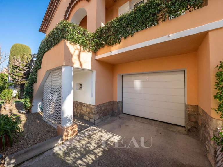 Maison Aix-en-Provence - 4 chambres - 228m²