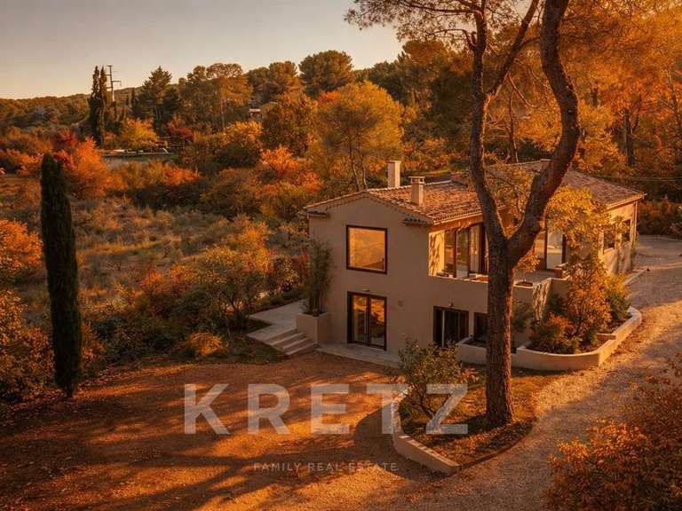 House Aix-en-Provence - 4 bedrooms - 160m²