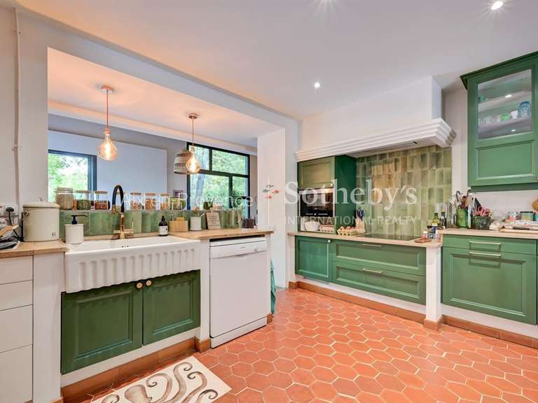 Maison Aix-en-Provence - 6 chambres - 300m²