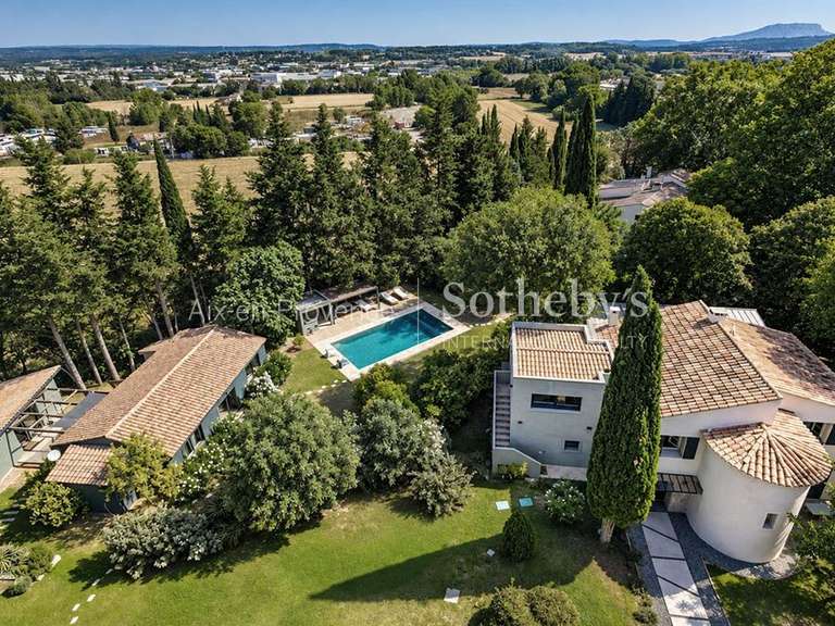 House Aix-en-Provence - 6 bedrooms - 300m²