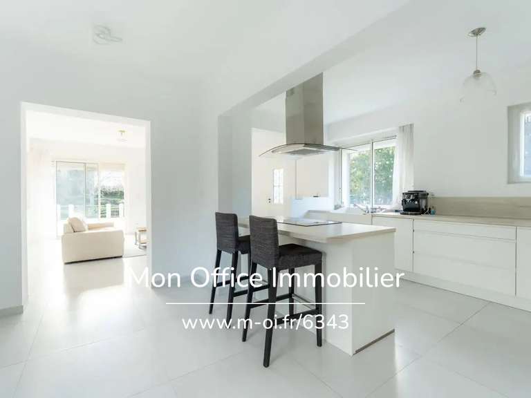Maison Aix-en-Provence - 4 chambres - 220m²