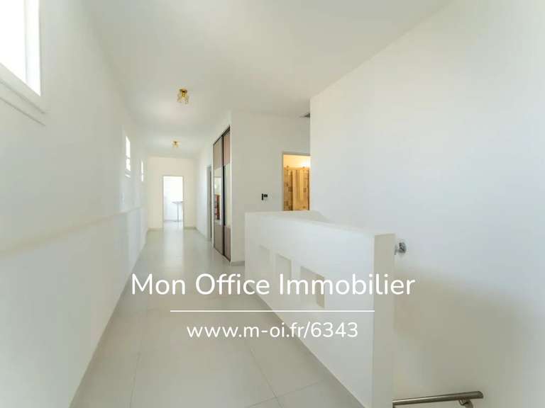 Maison Aix-en-Provence - 4 chambres - 220m²