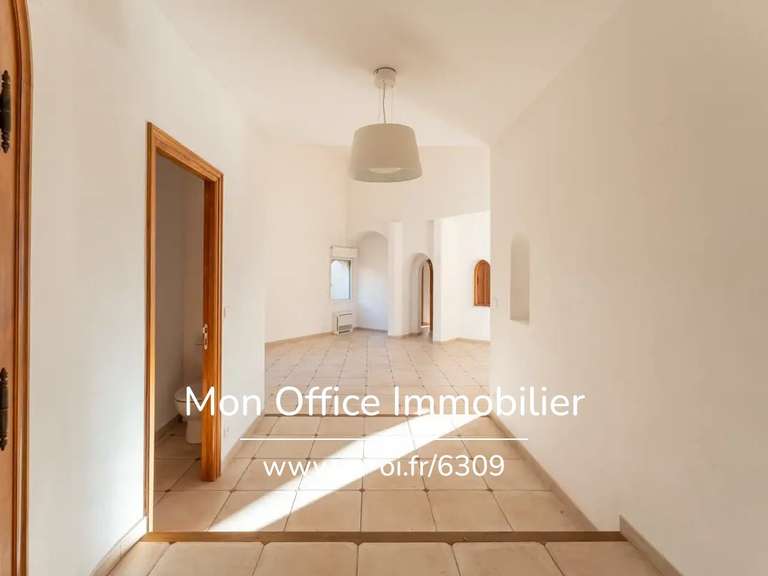 Maison Aix-en-Provence - 5 chambres - 178m²