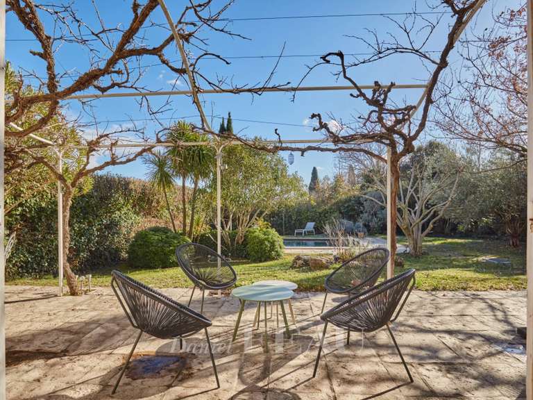 Maison Aix-en-Provence - 4 chambres - 179m²