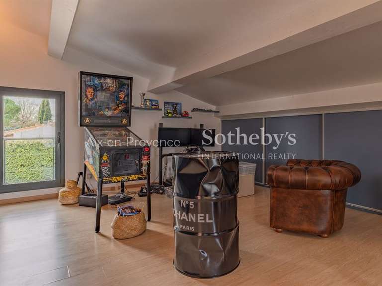 Maison Aix-en-Provence - 4 chambres - 275m²