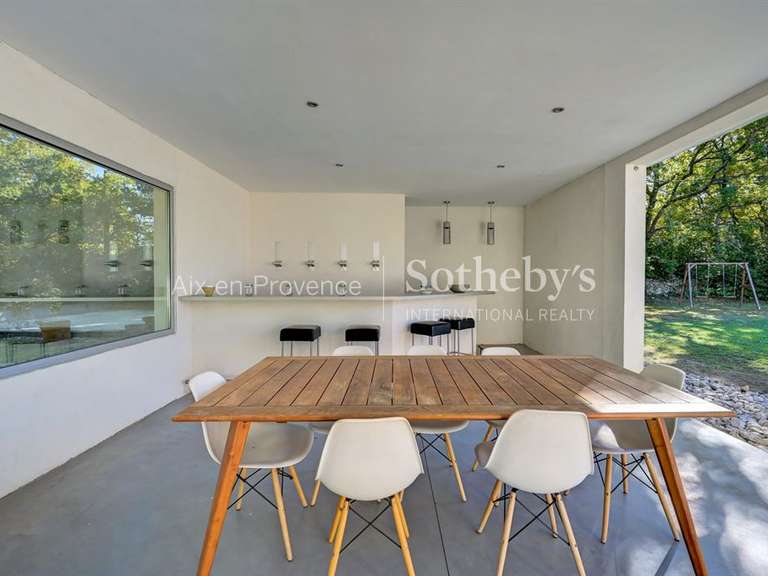 Maison Aix-en-Provence - 3 chambres - 210m²