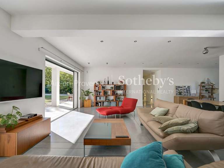 Maison Aix-en-Provence - 3 chambres - 210m²