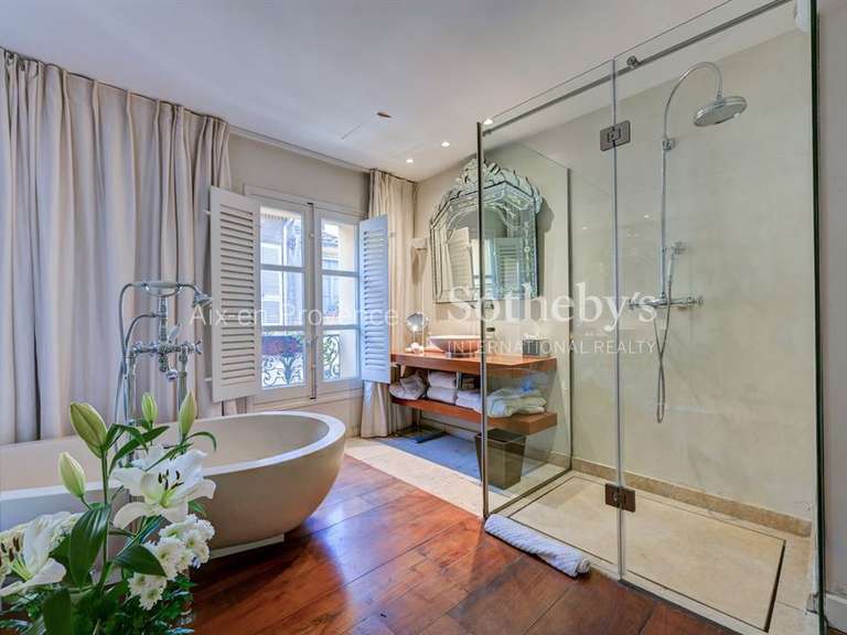 Maison Aix-en-Provence - 5 chambres - 360m²