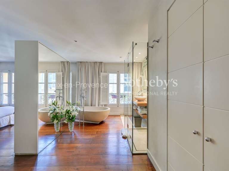 House Aix-en-Provence - 5 bedrooms - 360m²