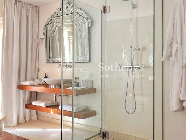 House Aix-en-Provence - 5 bedrooms - 360m²