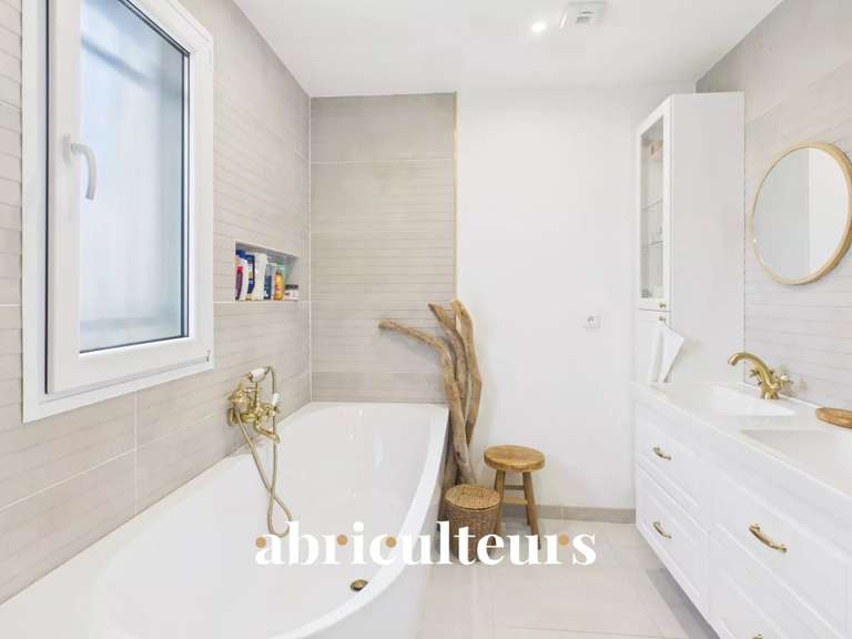 House Aix-en-Provence - 3 bedrooms - 106m²